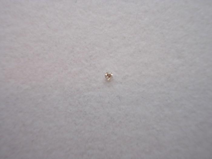 Timantti 0,005ct W  / SI #0