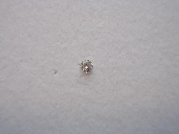 Timantti 0,03ct  W / SI #0