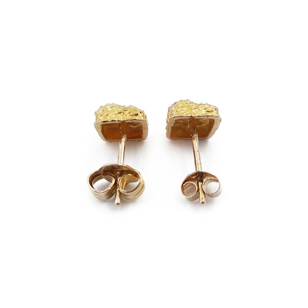 Kultaiset neliön malliset korvakorut tapilla 6.5mm #1