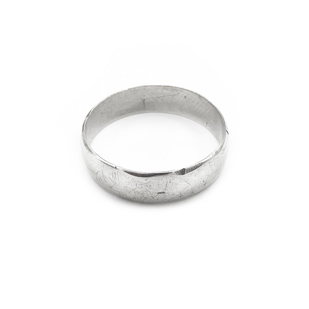 Sileä hopeasormus halk.19- lev.5mm v.1924 #1