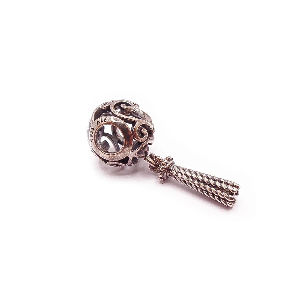 Pandora hela heart tassle #1