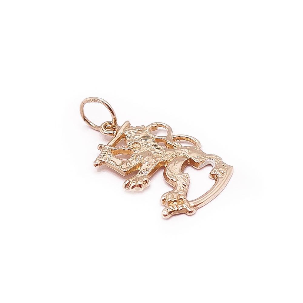 Kultainen suomileijona riipus #1