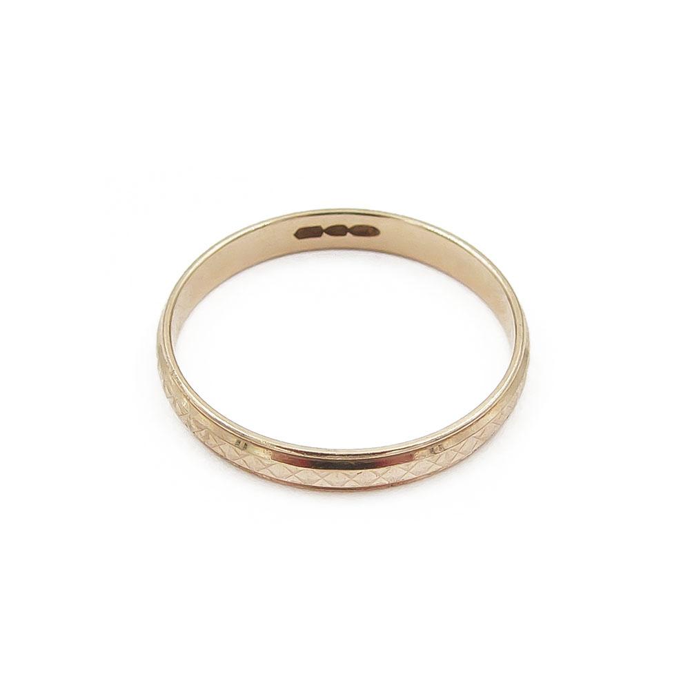 Kuvioitu kultasormus halk.17.5mm lev.2mm v.2017 #2