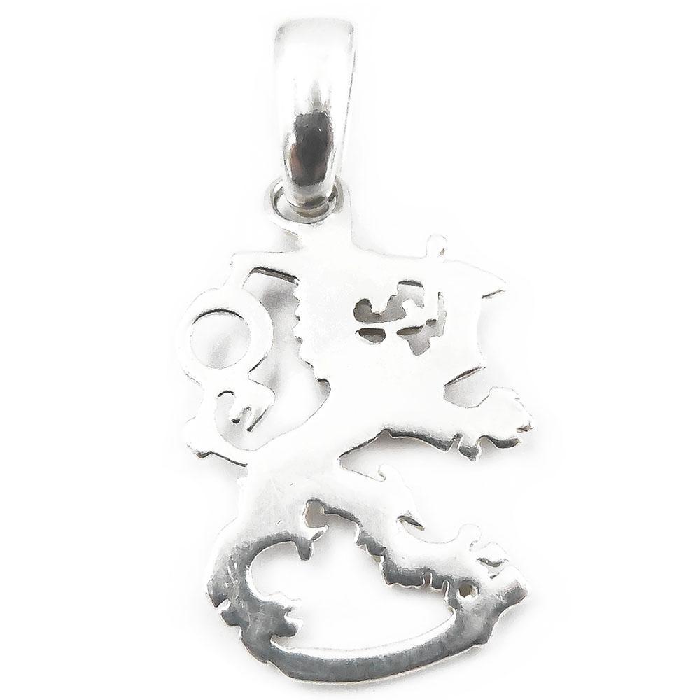 Hopeinen Suomileijona riipus #1