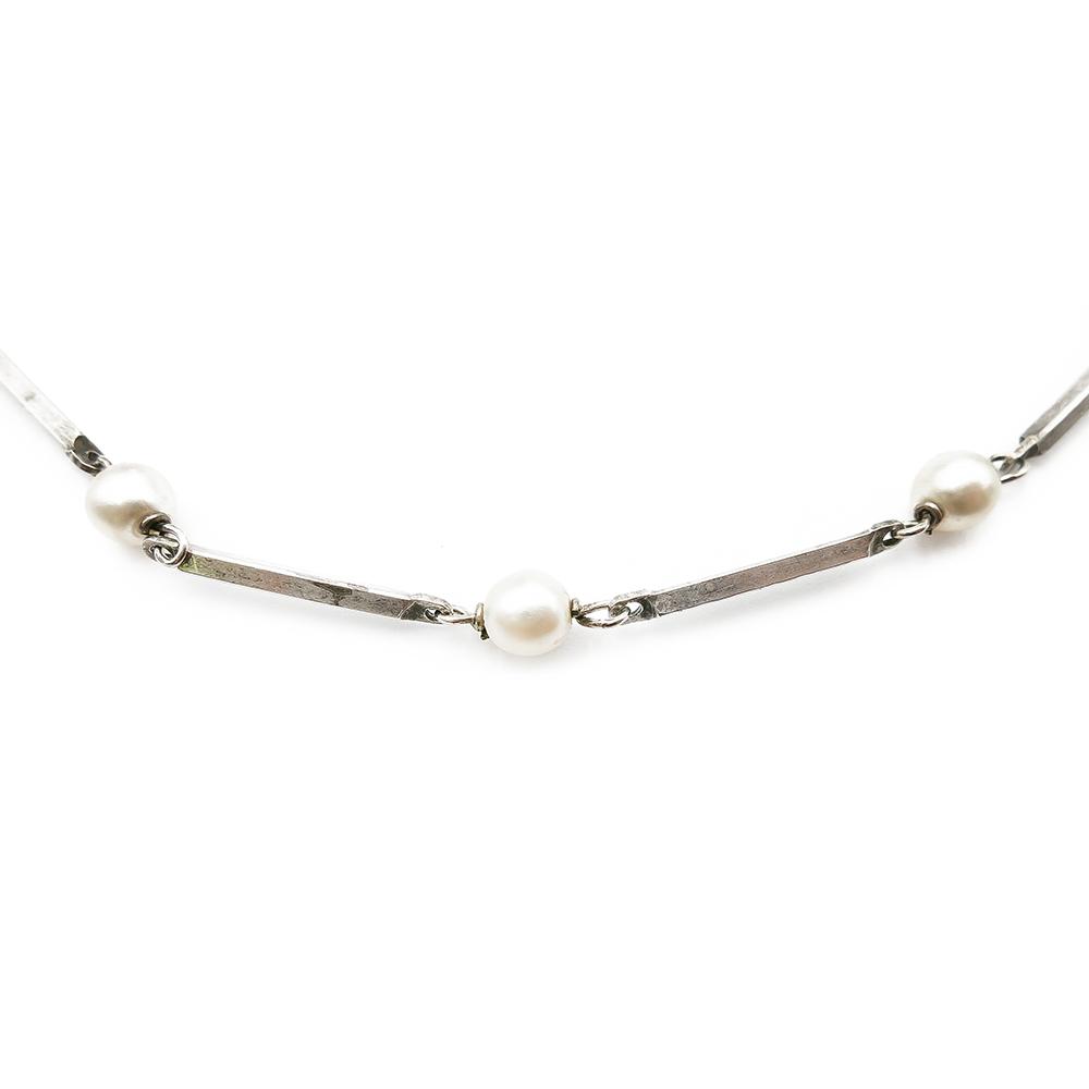 Hopeinen palkkikaulaketju helmillä, 41cm #1