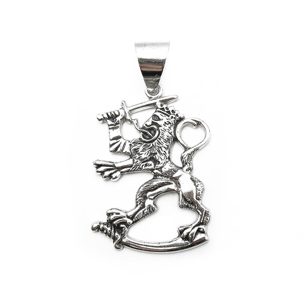 Hopeinen suomileijonariipus, 7,5cm #0