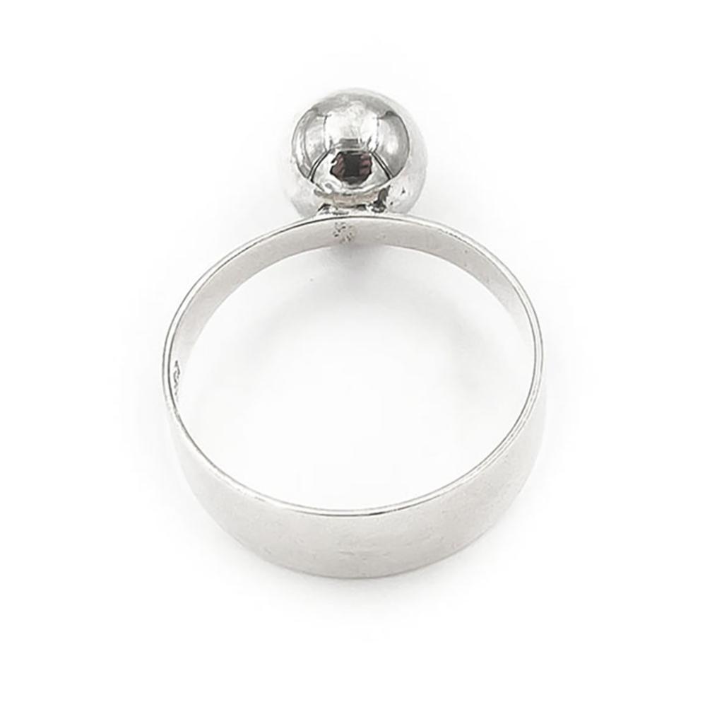 Hopeinen pallosormus halk.18mm v.1968 Ruotslainen #5