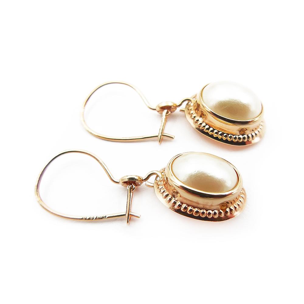 Kultaiset helmiäiskorvakorut #2