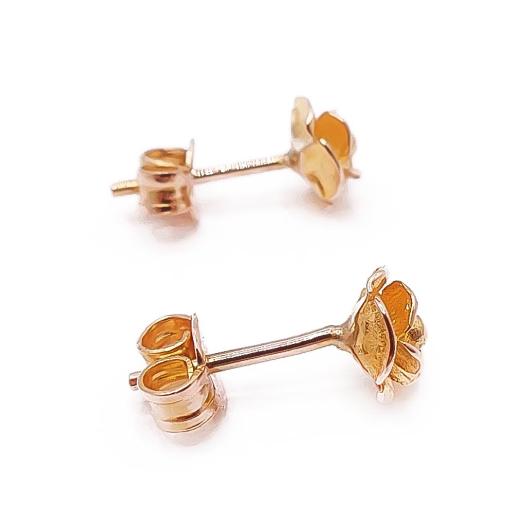 Kultaiset ruusukorvakorut #1