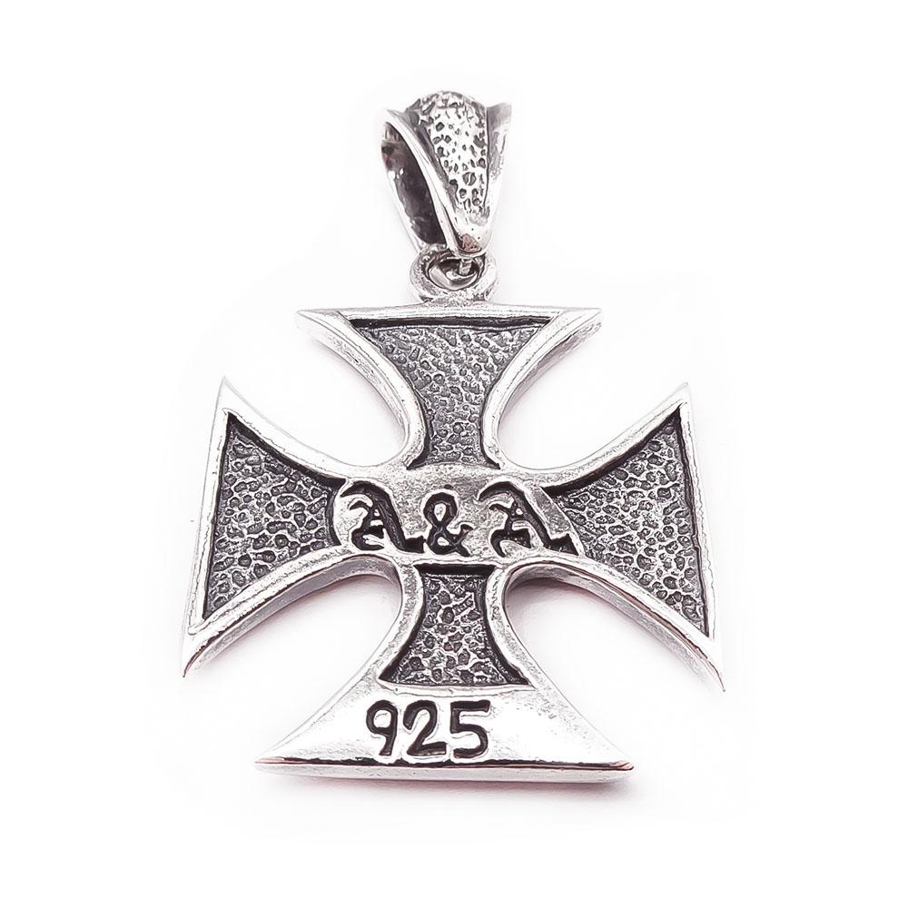 Hopeinen maltan ristiriipus #2