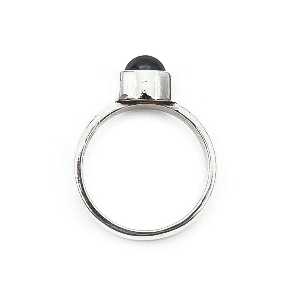 Hopeinen sormus hematiitilla koko 18 #2