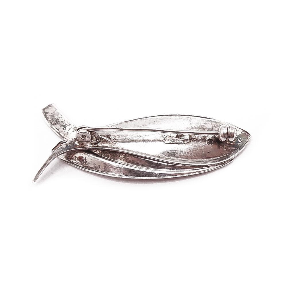 Hopeinen rintaneula kala #1