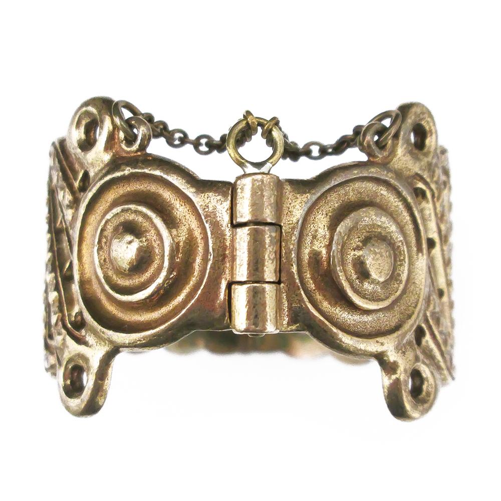 Kalevala koru Hattelmalan rannekoru 50x63mm #0