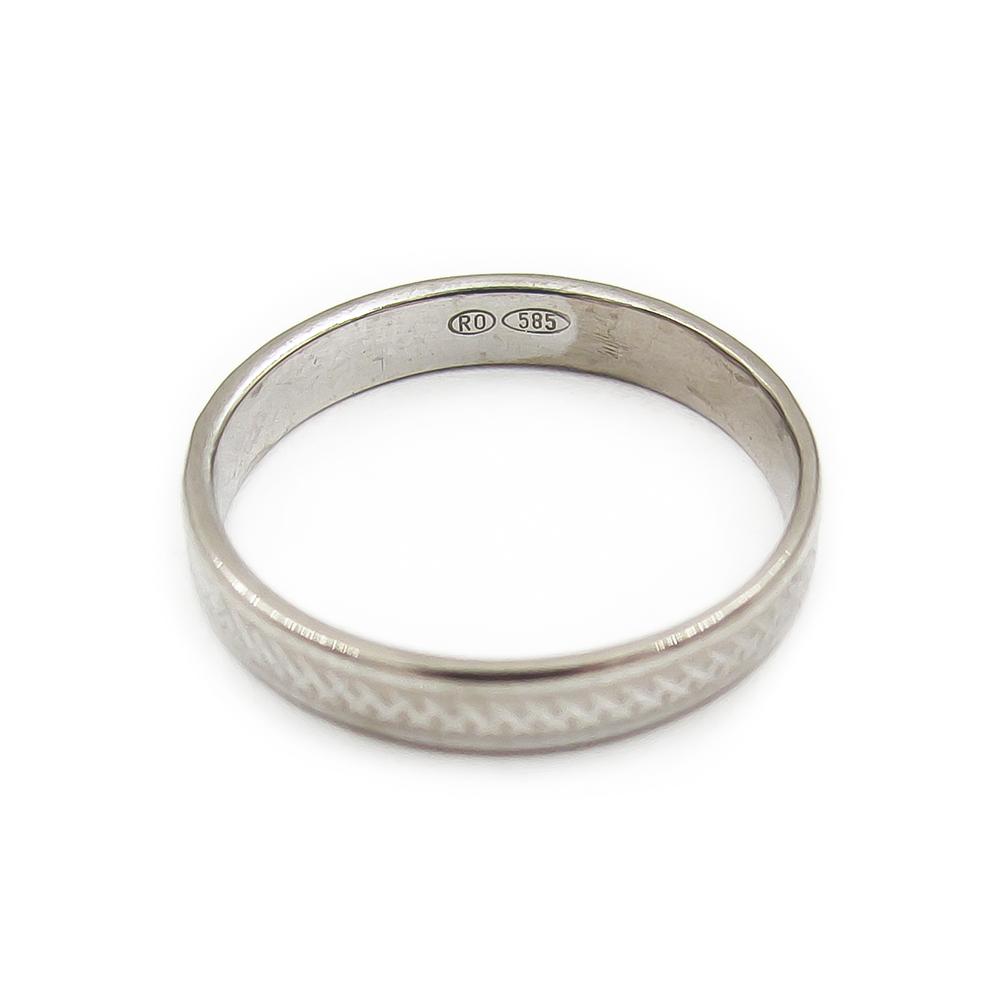 Valkokultainen timanttileikattu sormus halk.15.5mm lev.3mm #3