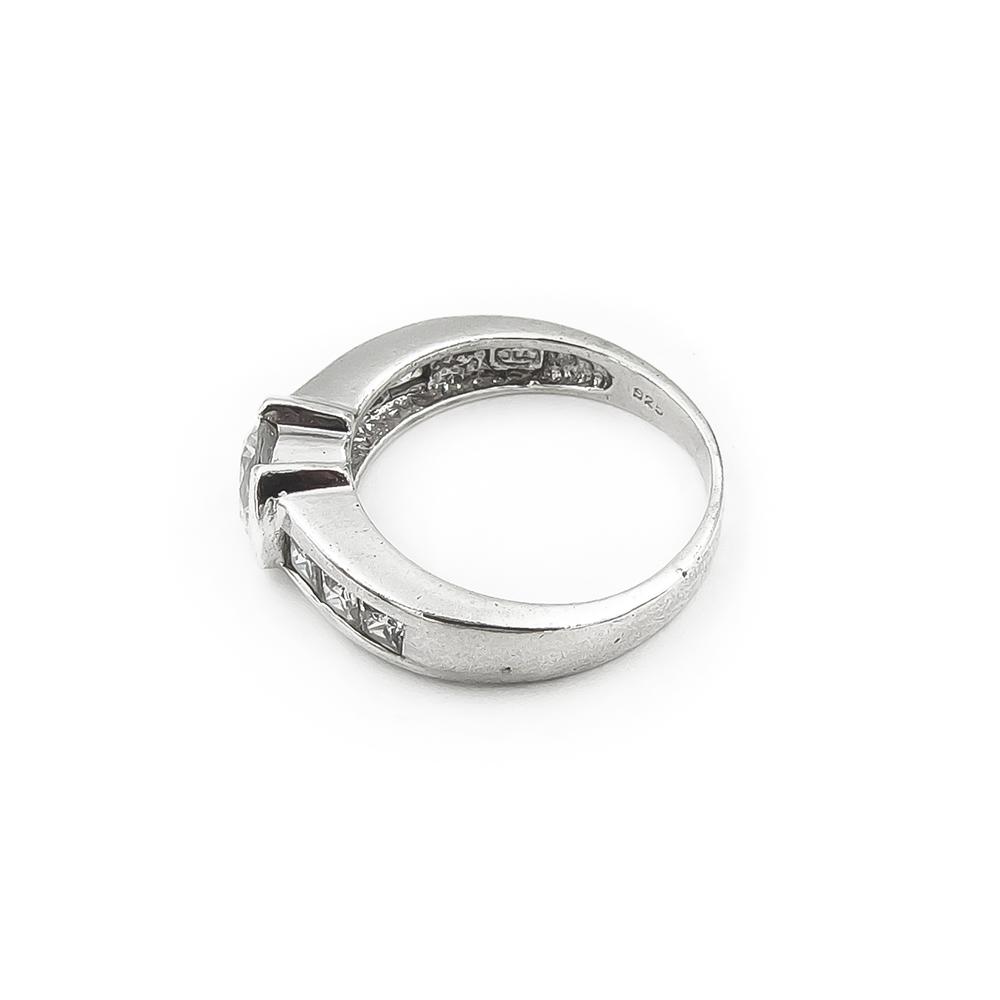 Hopeinen zirkoniasormus halk.16.5mm #4