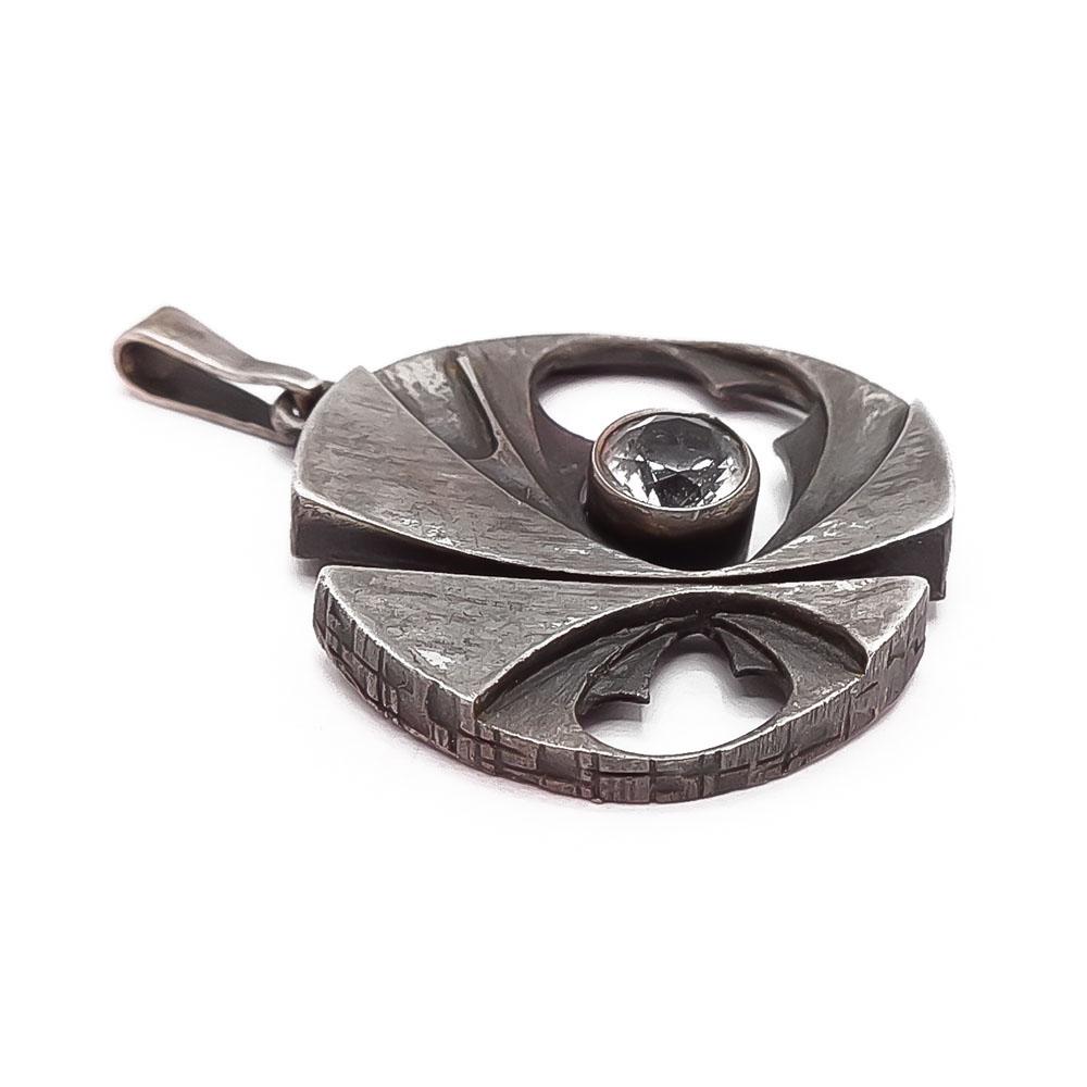 Finnfeelings riipus vuorikristalli #1