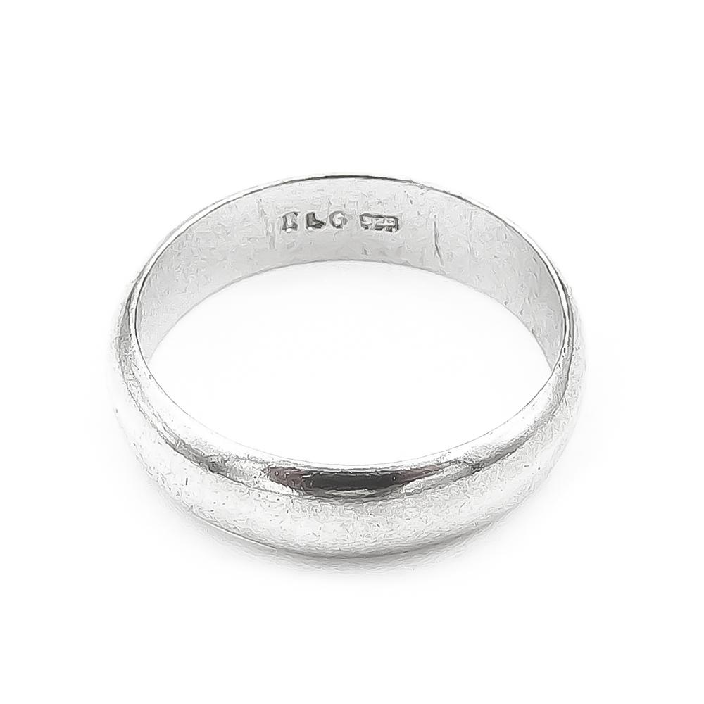 Sileä puolipyörä hopeasormus halk.17.5mm lev.3mm #3