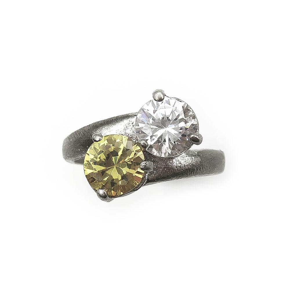 Kelta-kirkaskivellinen sormus 17,5mm #1