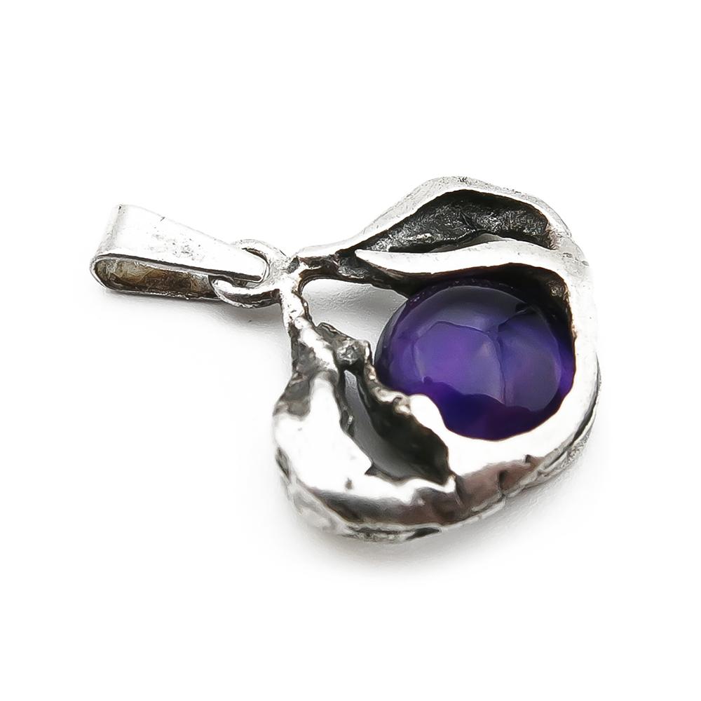 Hopeinen design riipus ametistisävyisellä kivellä #1