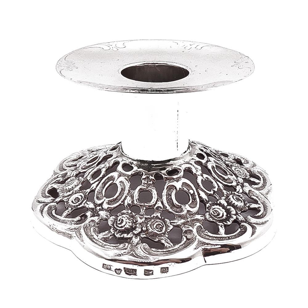 Hopeinen kynttilänjalka v.-68 #0