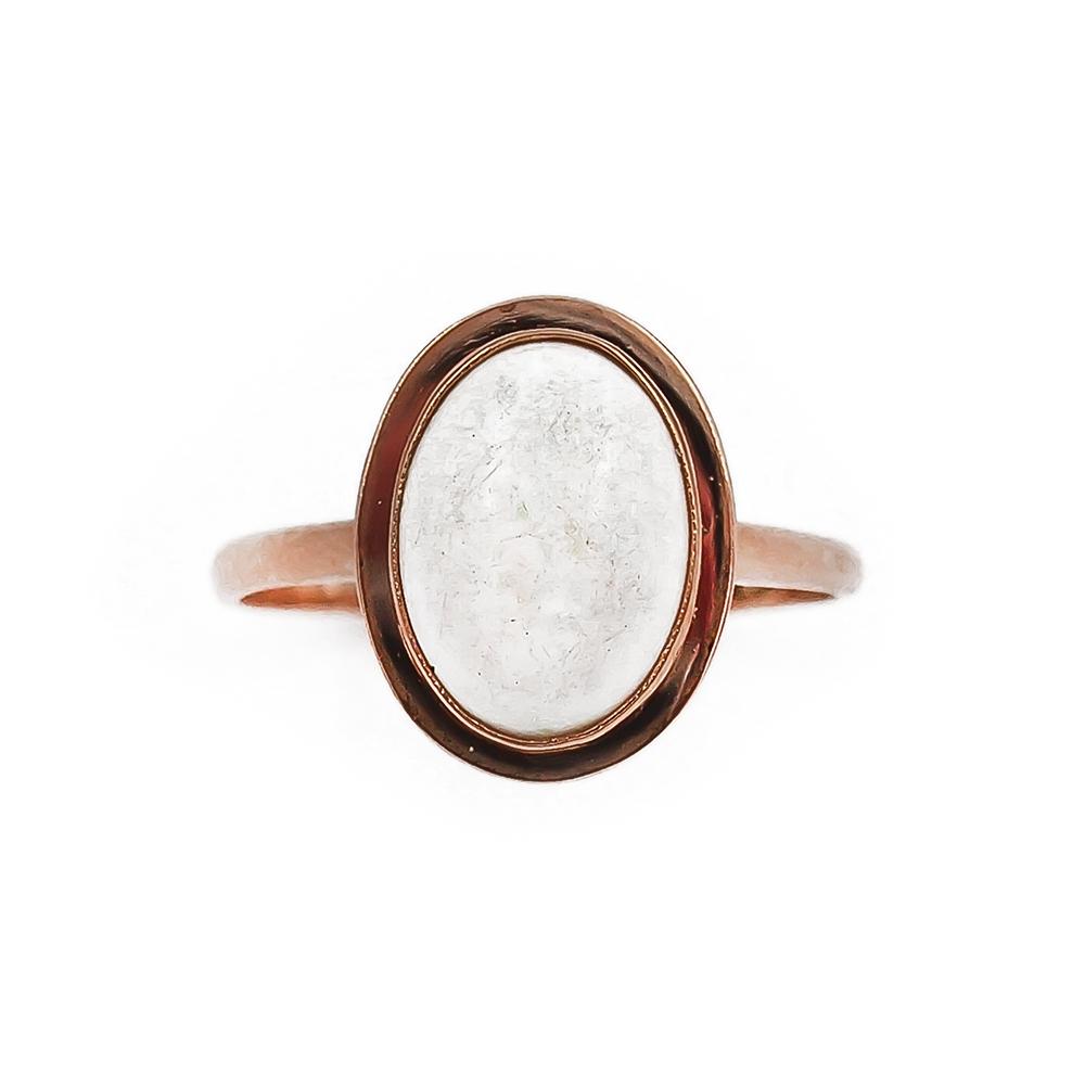 Kultainen sormus aidolla opaalilla 18 1956 RNS #1