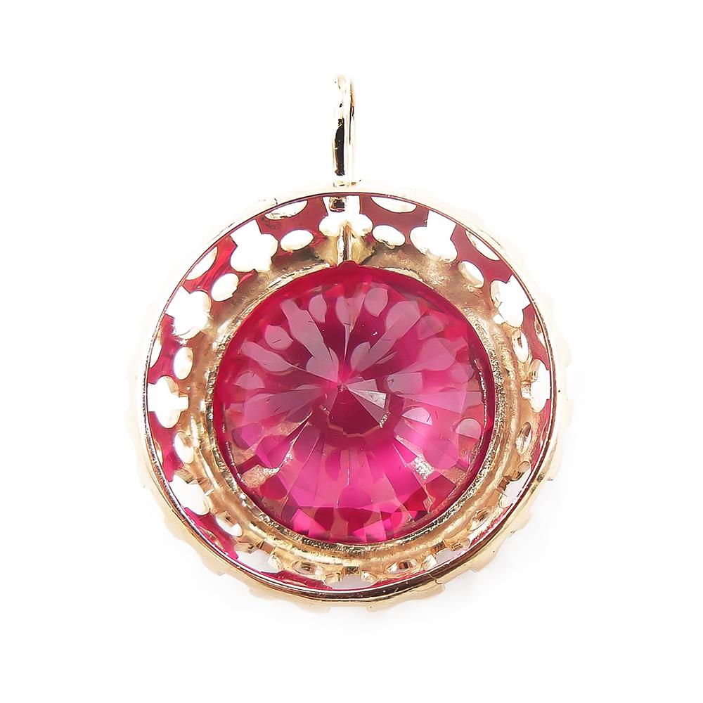 Kultainen riipus, punainen kivi #3