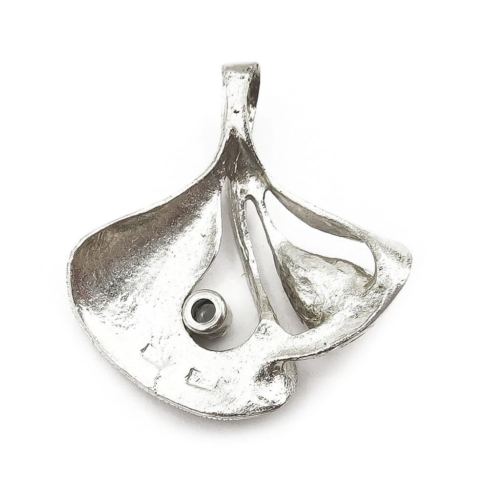 Valo-Koru Hopeasiipi-riipus #1