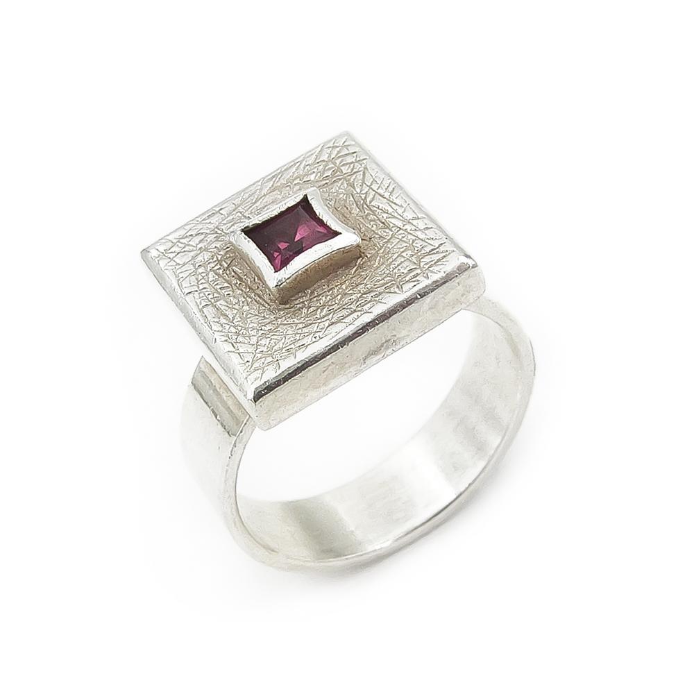 Kaunis Koru hopeasormus halk.17+ #0