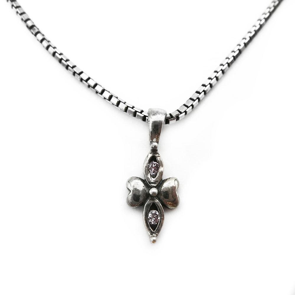 Hopeinen venetsiaketju 38cm pienellä riipuksella #0