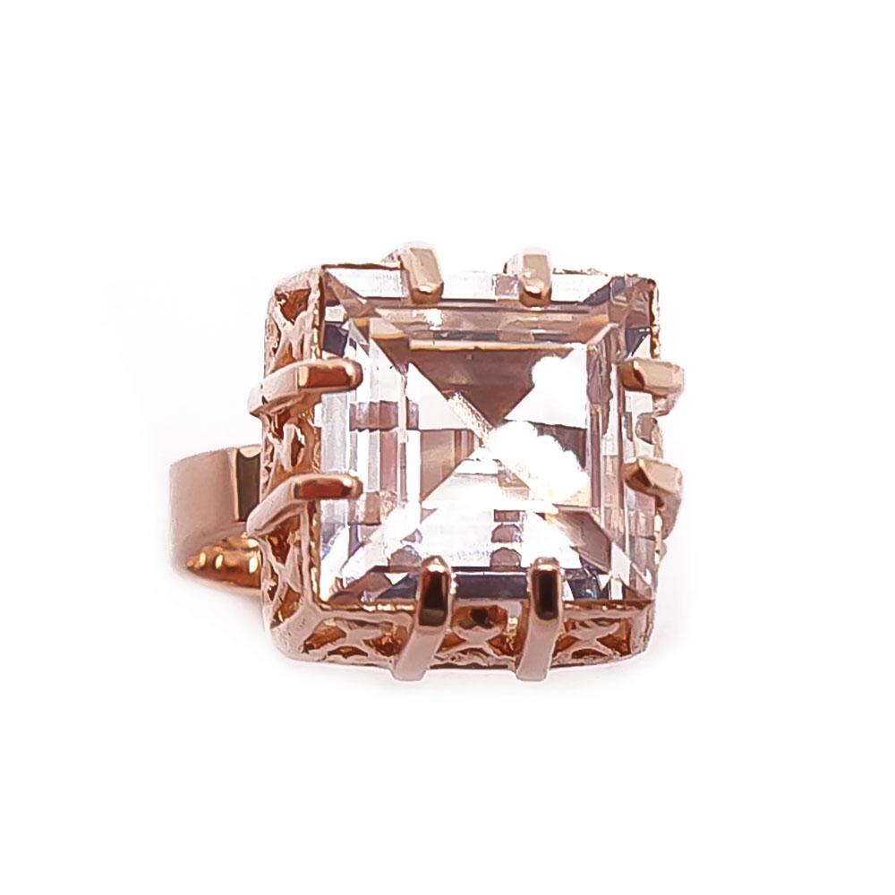 Kultainen neliökivisormus 17mm v.-60 #1