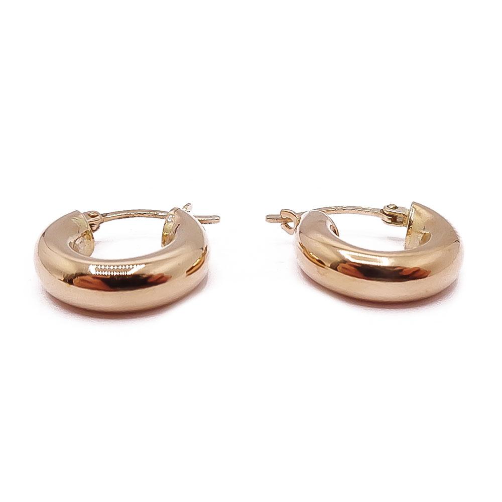 Kultaiset renkaat saranalla #1