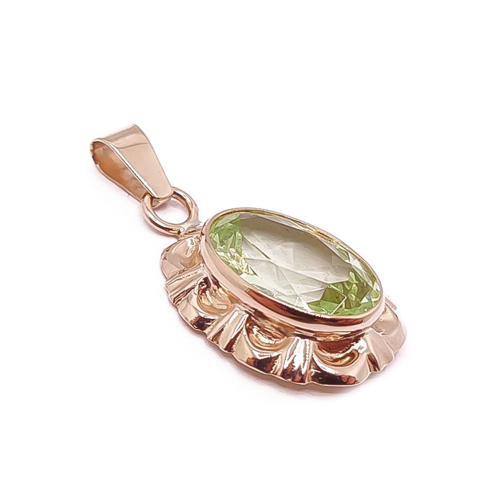 Kultainen riipus vaalean vihreä kivi #1