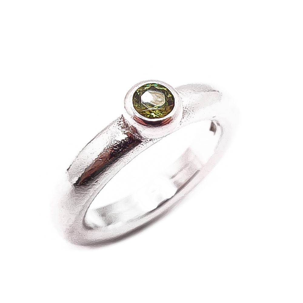 Kalevala korun Trend sormus vihreä kivi 16,5mm #0