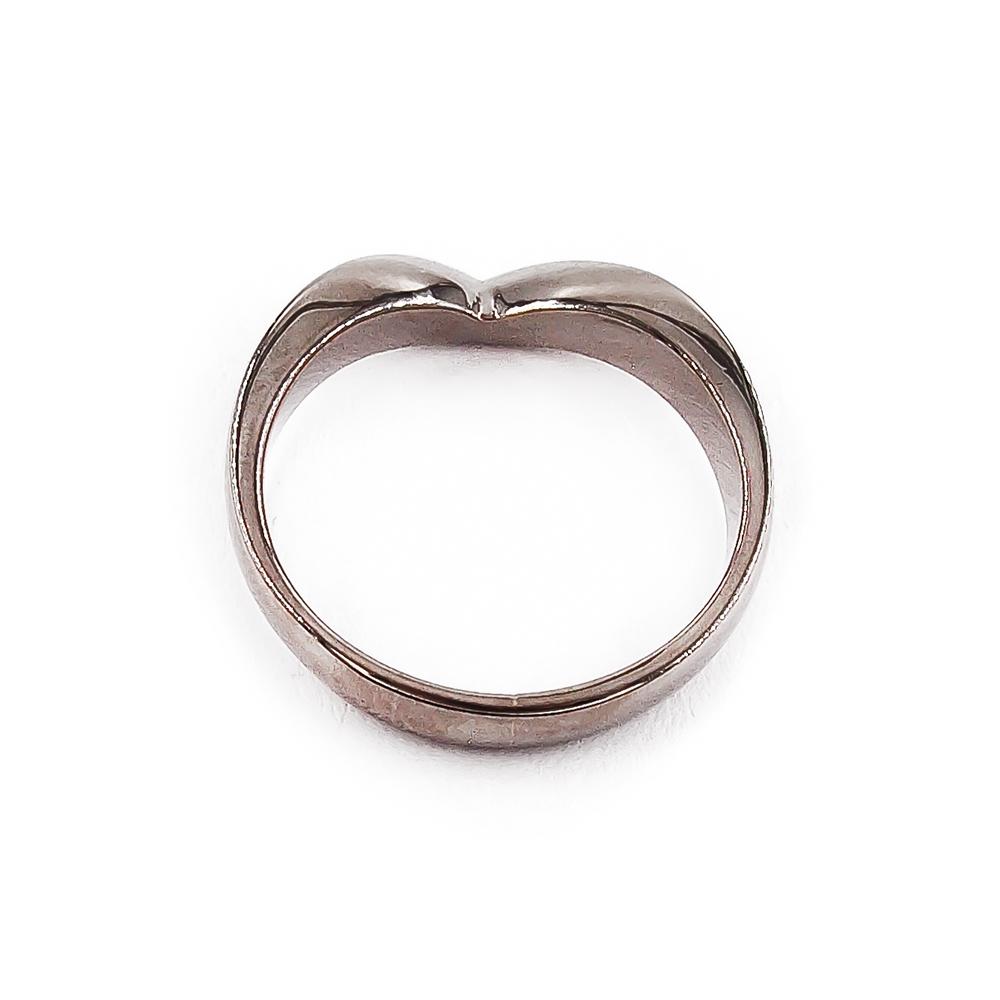 18k valkokultainen sileä V-mallinen sormus 16,75  2007 Päijät-Hämeen koulutuskonserni -kuntayhtymä #2