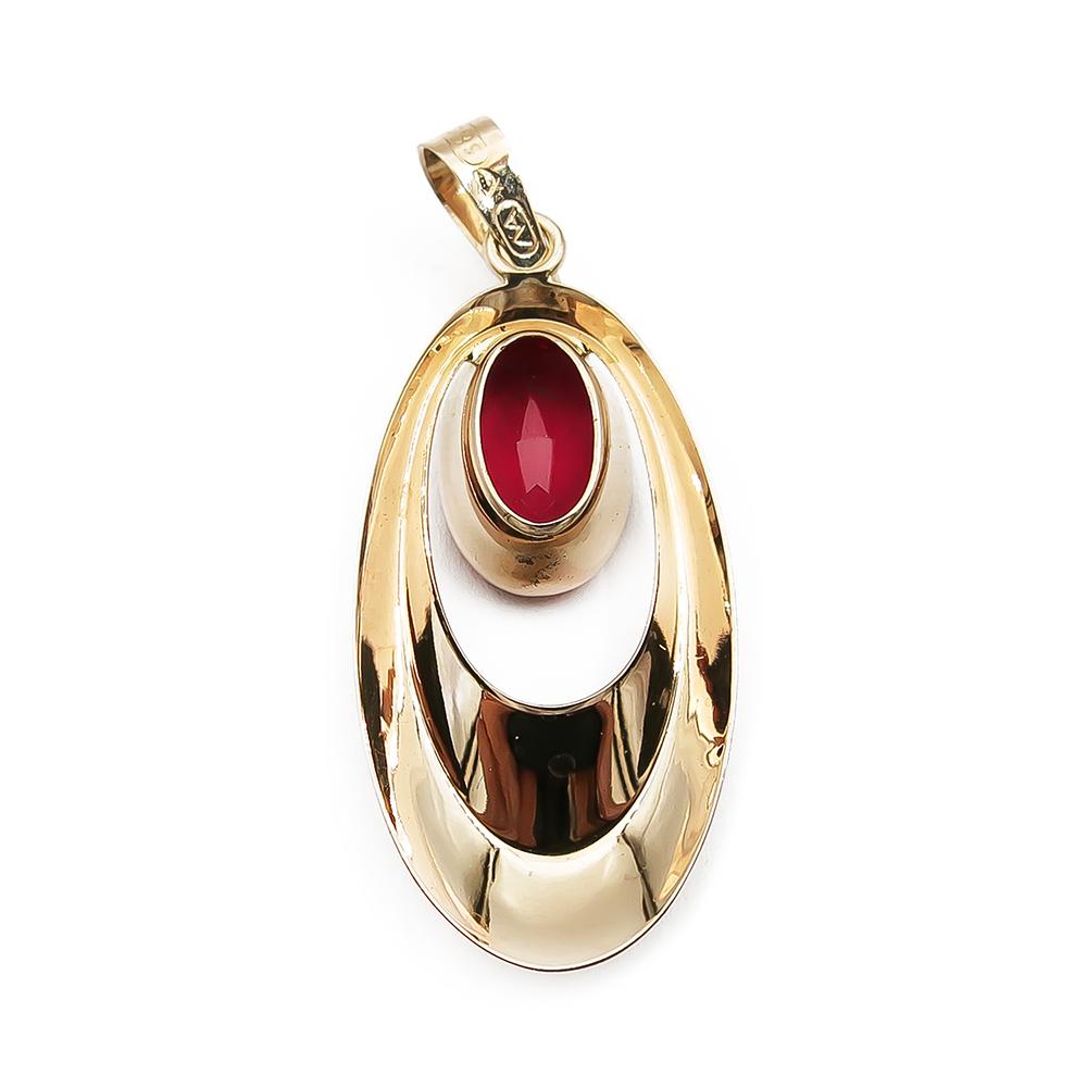 Kultainen riipus punainen kivi #1