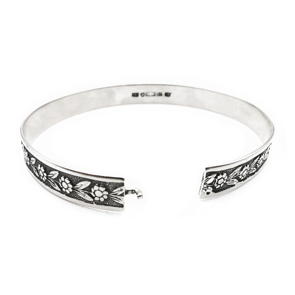 Hopeinen rannerengas kukkakuviolla 17,5cm lev.7mm v.-44 #1