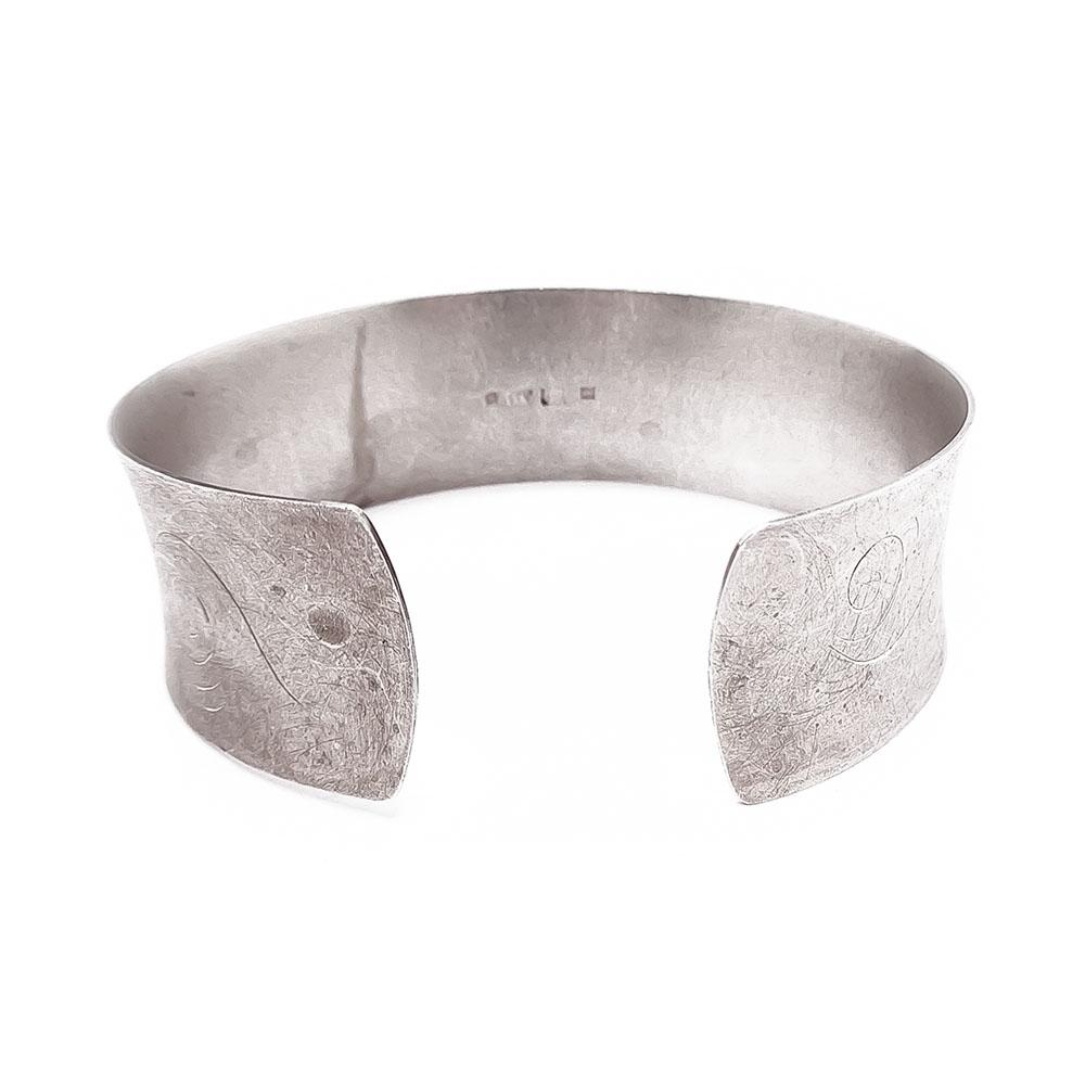 Hopeinen avorannerengas v.2013 käsinkaiverrettu #1