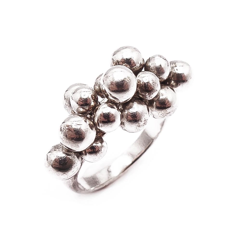 Hopeinen pallollinen sormus 18,5mm #0