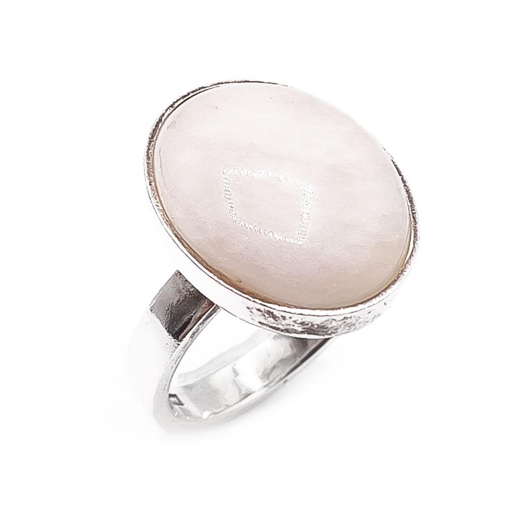 Hopeasormus vaalealla kivellä 17mm #0