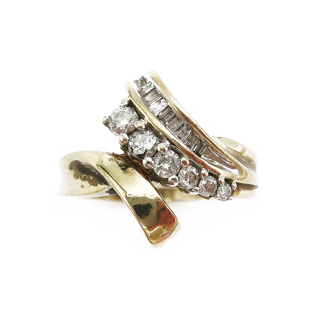 10k Timanttisormus 0,2ct 17,75mm #1