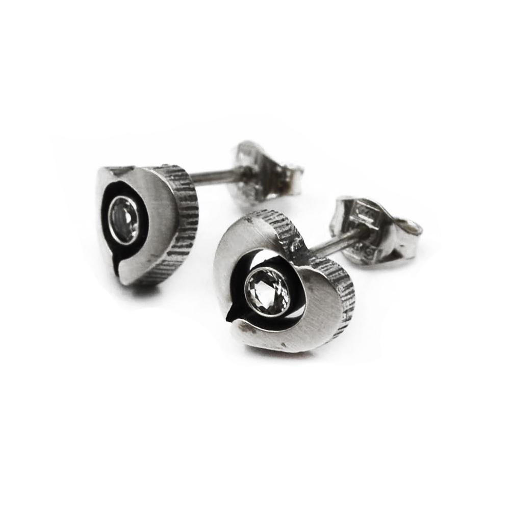 Finnfeelings sydän korvakorut #1