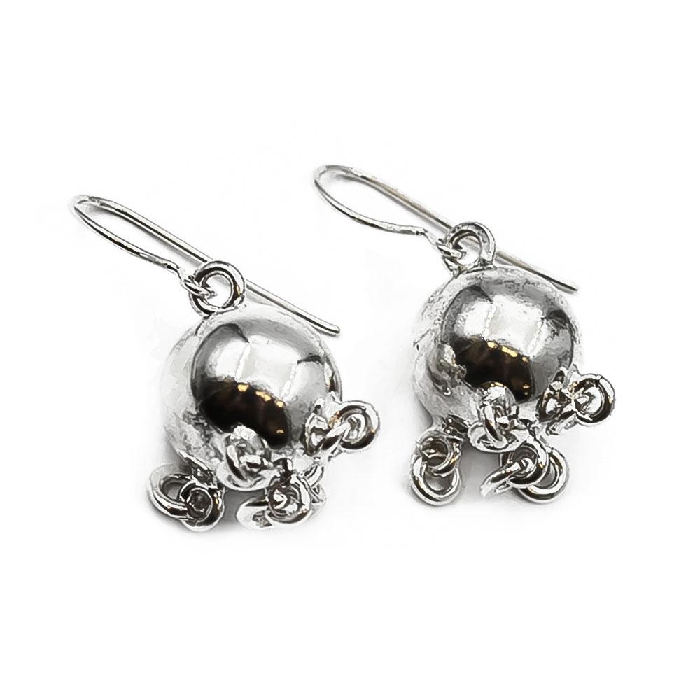 Komsiopallo korvakorut #1