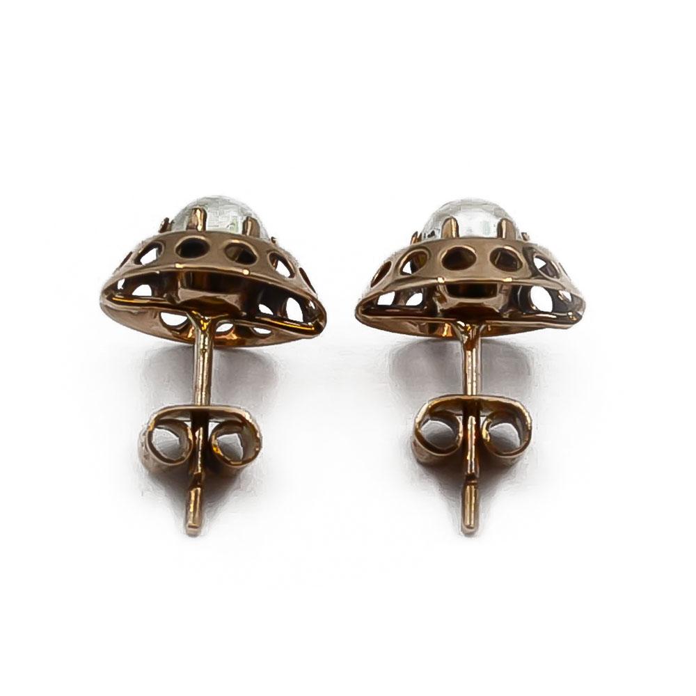 Kultaiset helmi tappikorvakorut #1