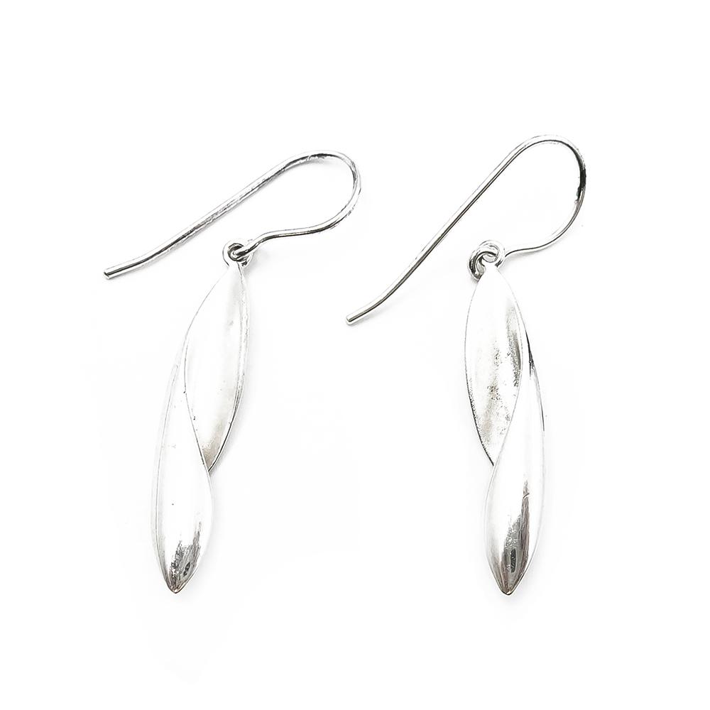 Taitos hopeakorvakorut #0