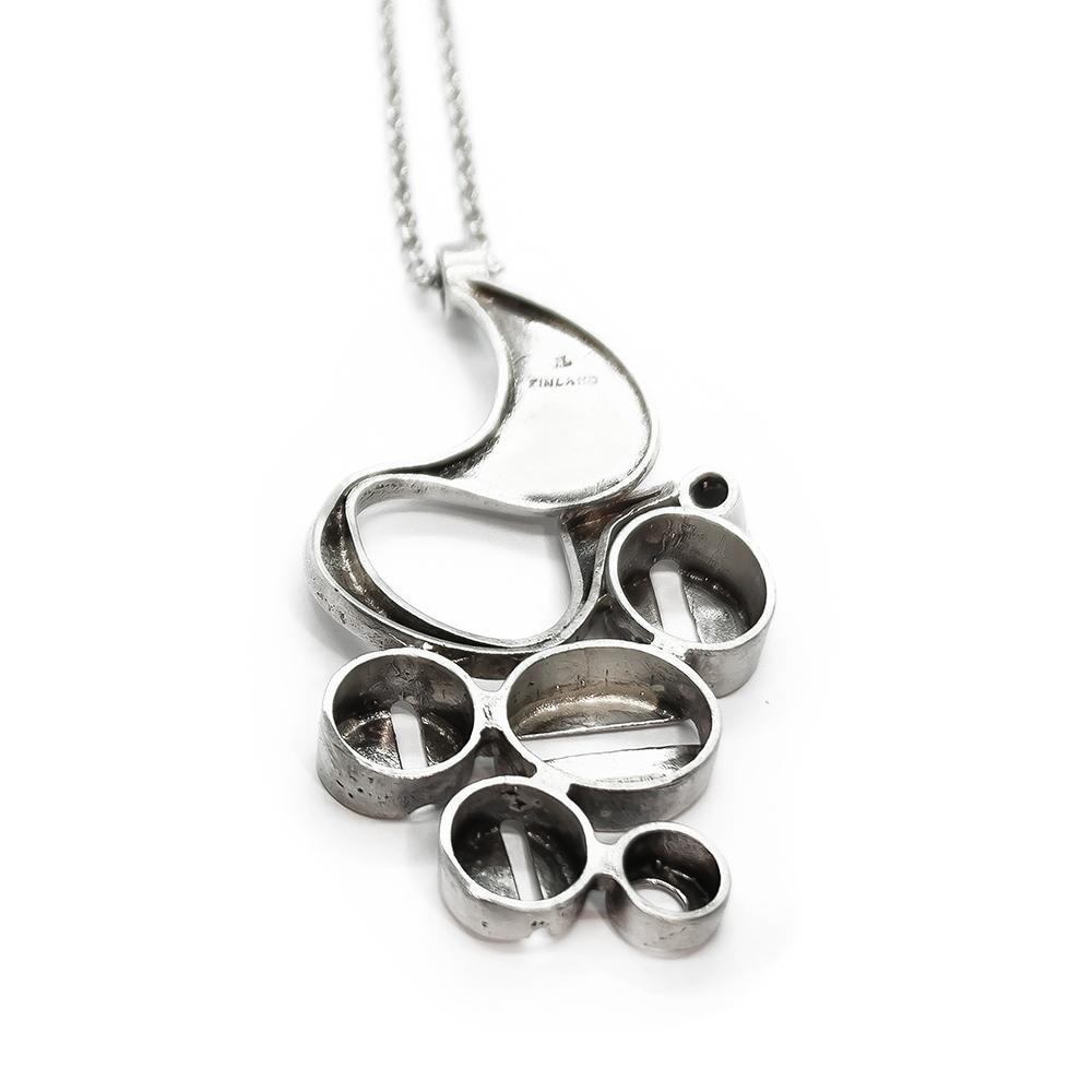 Jorma Laineen  modernistinen hopea kaulakoru #2