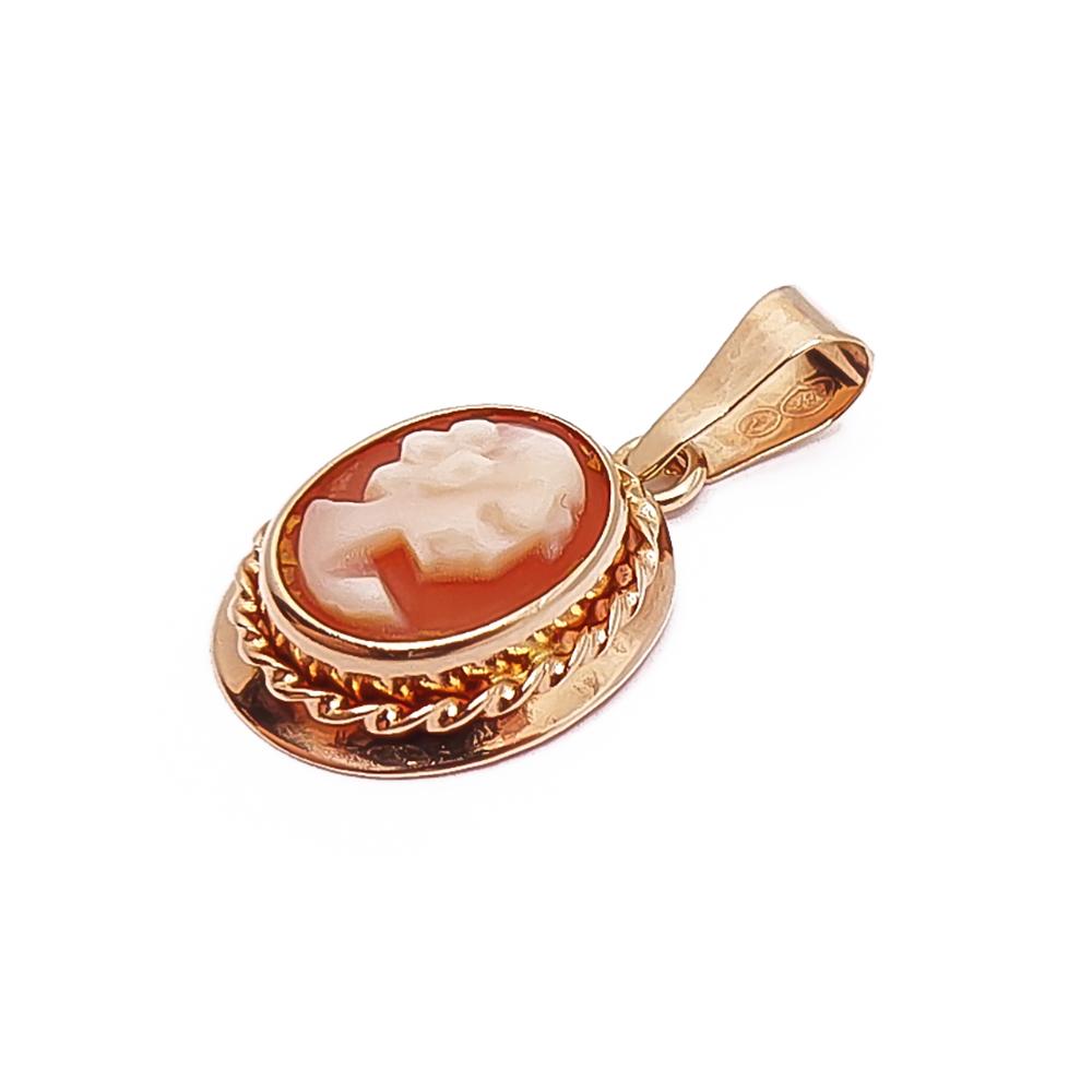 Kultainen camee-riipus #1