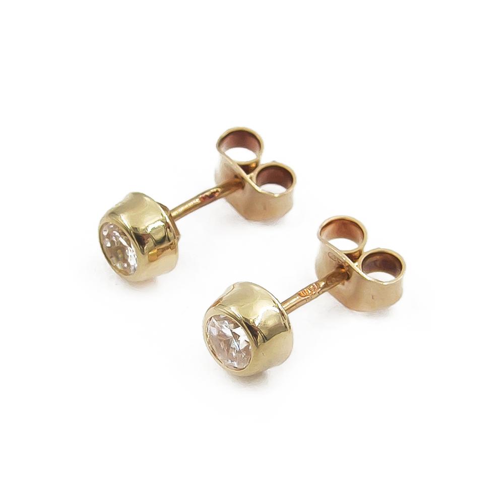 Tappikorvakorut, kirkaalla kivellä #0