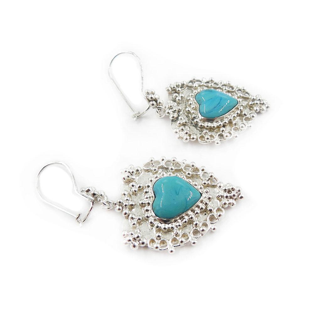 Hopeiset korvakorut, turkoosit kivet, sydänmalli #1