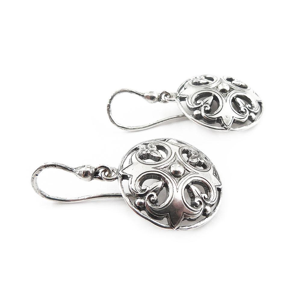 Hopeiset korvakorut, pyöreä vintage malli #1