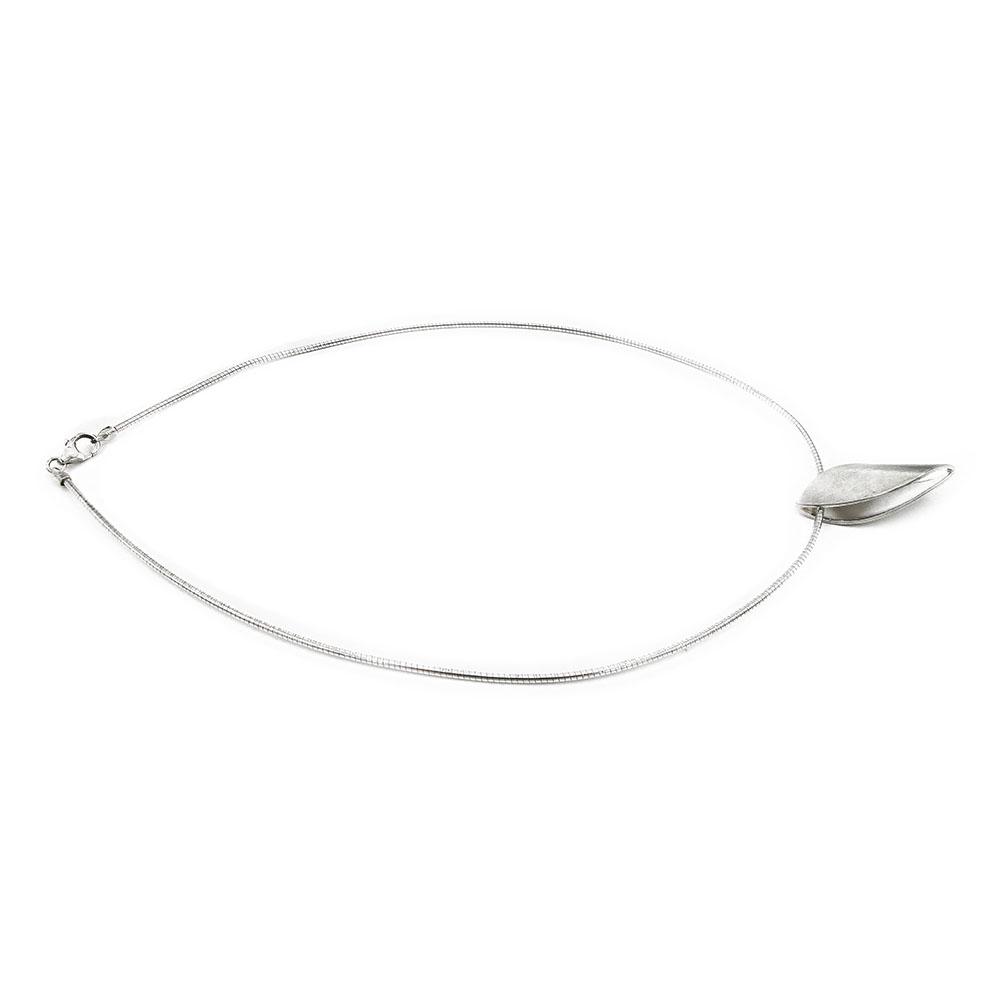 Lumoava hopeinen Kaarre-kaulariipus 45cm #2